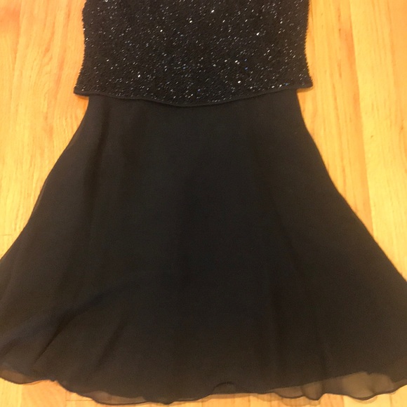 WORN ONCE !! GREAT PROM OR COCKTAIL DRESS AGELESS - Picture 4 of 8